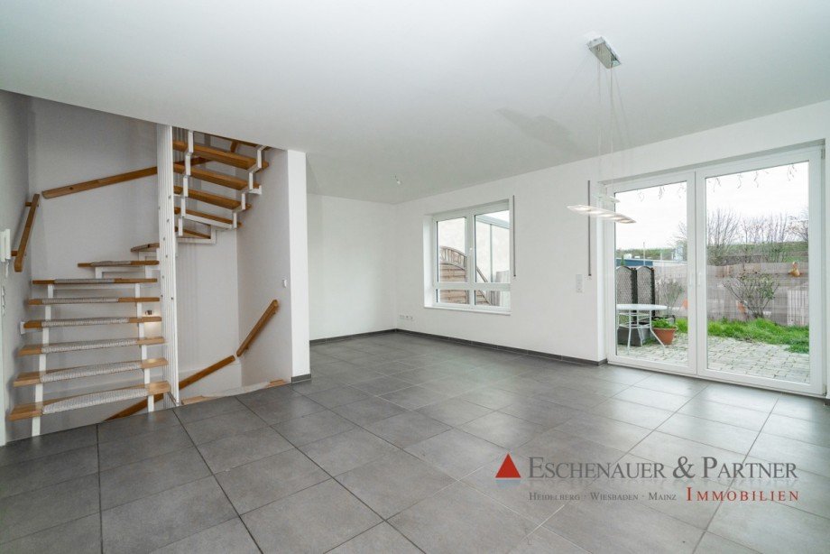Wohnzimmer Doppelhaush�lfte Stadecken-Elsheim