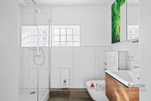 Badezimmer (Foto von Juni 2025) Ankommen. Wohlf�hlen. Bleiben. Stilvolle 3-Zimmer-Wohnung in begehrter Lage von HD-Wieblingen