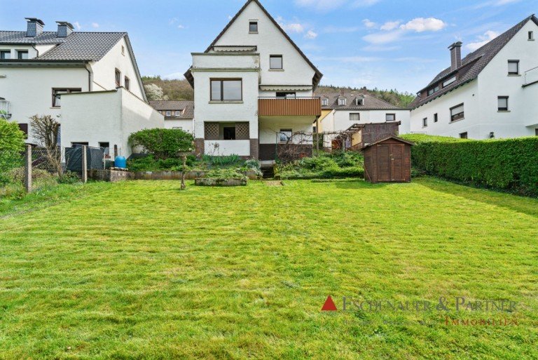 Garten Eberbach Einfamilienhaus EINFAMILIENHAUS IN BESTLAGE VON EBERBACH - Kleines Raumwunder auf idyllischem Grundst�ck