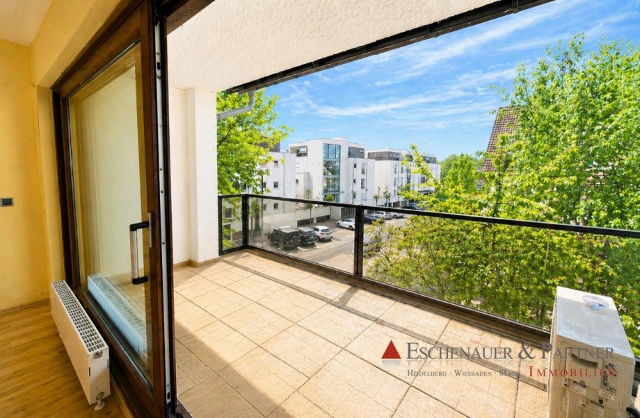 Balkon 1 Etagenwohnung Wiesbaden