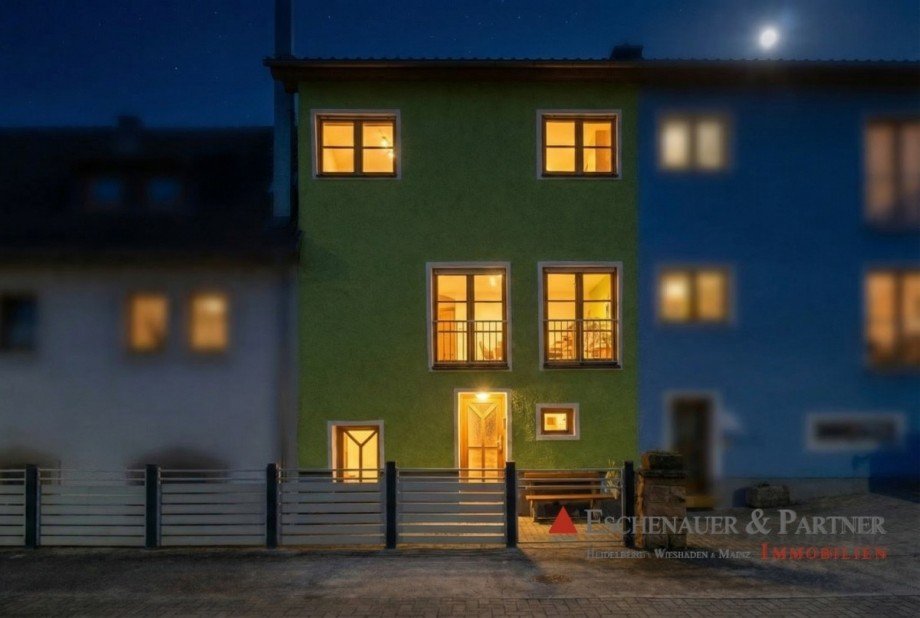 Nachtansicht Reihenmittelhaus Heidelberg