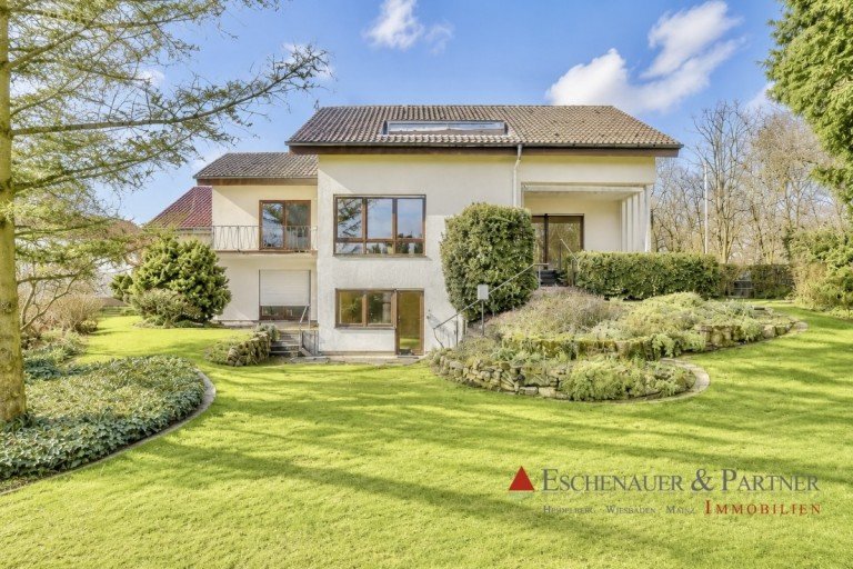 Gartenansicht Wiesloch Einfamilienhaus Familientraum im Gr�nen - Gro�z�giges Wohnen mit Gartenidylle in bester Lage von Wiesloch