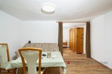 Elternschlafzimmer (aktueller Zustand) DAS BAUERNHAUS-PROJEKT - Individuelles Einfamilienhaus mit Potential in Heidelberg-Handschuhsheim