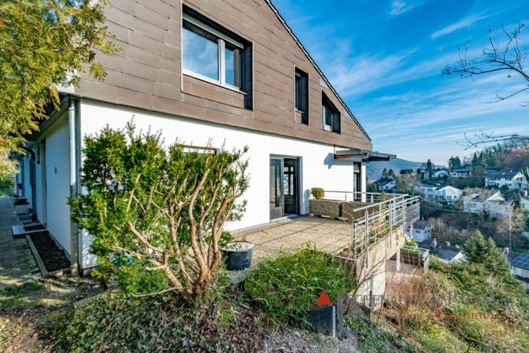 Ansicht Heidelberg Reihenendhaus WOHNEN MIT AUSBLICK - Gem�tliches Split-Level-Haus mit 4 Balkonen, Kamin, EBK und Galerie