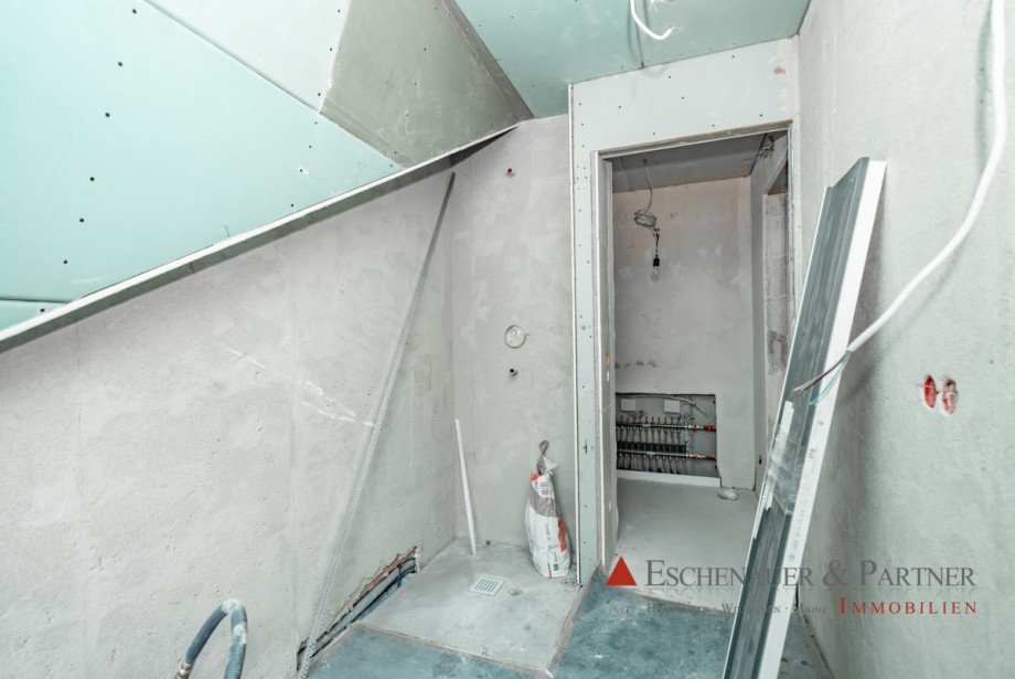 Bad DG Dachgeschosswohnung Hirschhorn