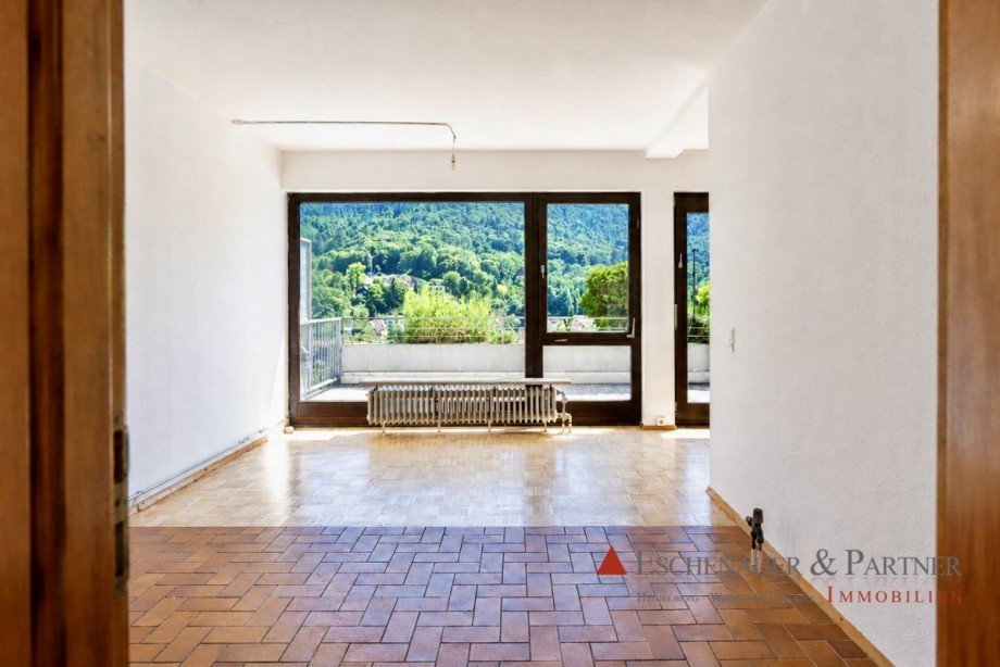 Wohnen über dem Neckar - Familienidylle mit traumhafter Sonnenterrasse und Panoramablick - Photo 3