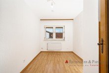 Kinderzimmer (aktueller Zustand) DAS BAUERNHAUS-PROJEKT - Individuelles Einfamilienhaus mit Potential in Heidelberg-Handschuhsheim