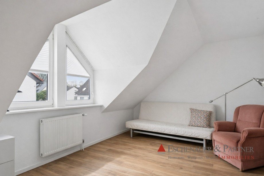 Arbeitszimmer DG Reihenmittelhaus Wiesbaden / Erbenheim