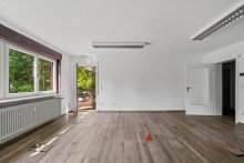 Wohnzimmer Wohnen trifft Natur - Gro�z�gige Gartenwohnung mit Einbauk�che