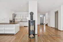 Wohnzimmer Barrierefreie und luxuri�se Maisonett-Wohnung im Hinterhofgeb�ude der Heidelberger-Weststadt