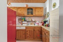K�che WOHNUNG MIT VIEL POTENTIAL - Renovierungsbed�rftige 3 ZiKB mit Balkon, PKW-Stellplatz und Aufzug
