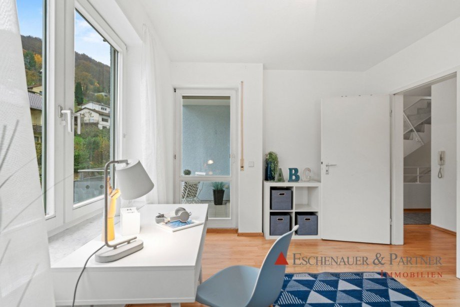 Kinderzimmer oder B�ro Maisonettewohnung Heidelberg