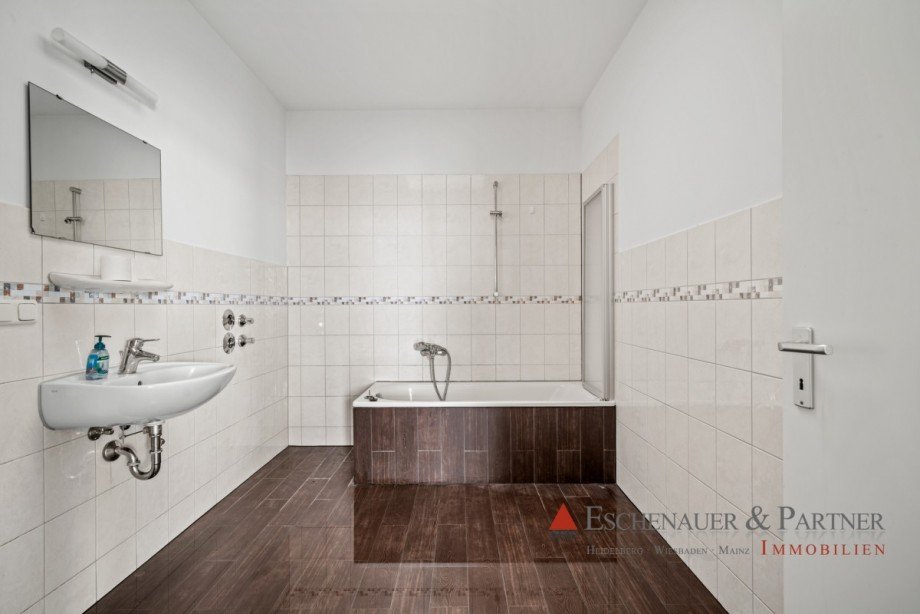 Badezimmer Etagenwohnung Wiesbaden