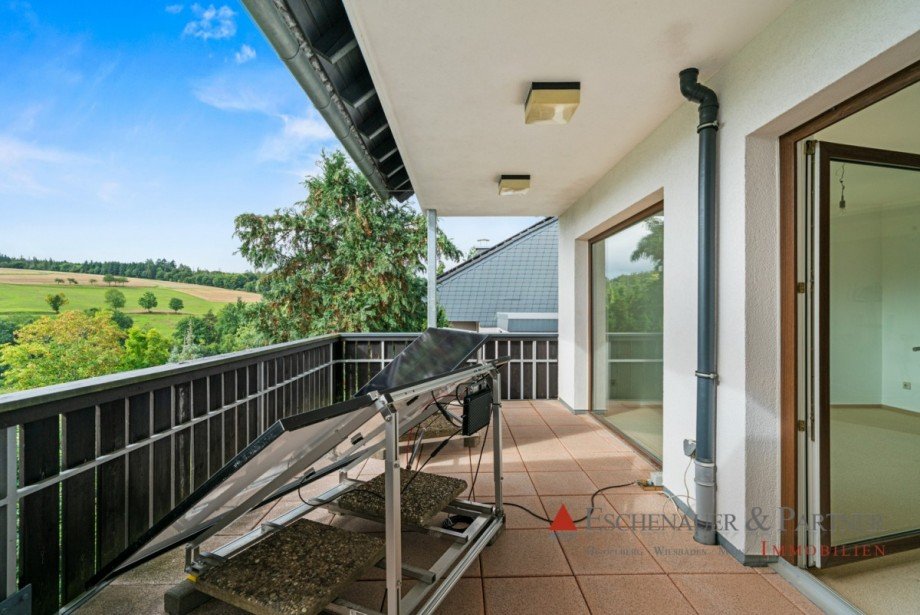 WE2 Balkon Zweifamilienhaus Taunusstein