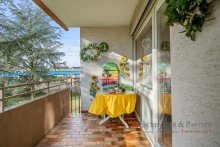 Balkon WOHNUNG MIT VIEL POTENTIAL - Renovierungsbed�rftige 3 ZiKB mit Balkon, PKW-Stellplatz und Aufzug