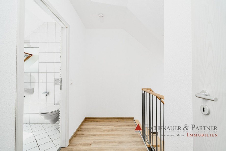 Flur Dachgeschosswohnung Weinheim
