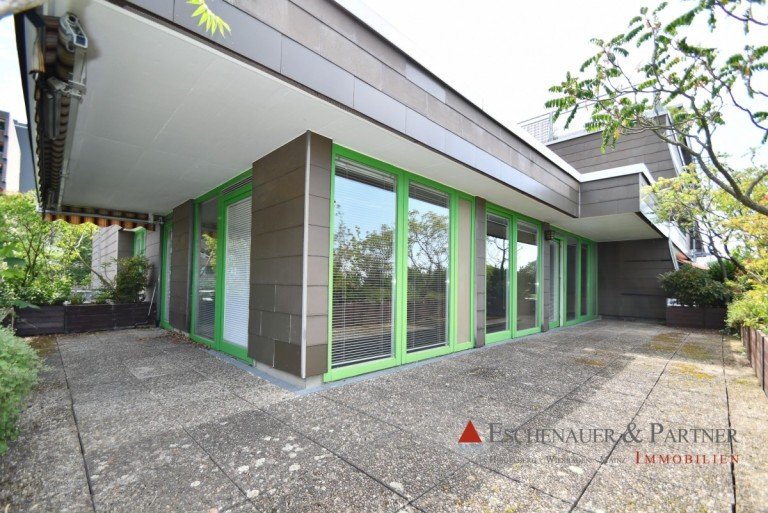 Terrasse Heidelberg Etagenwohnung Wohnung mit Potential - Sanierungsbed�rftige Terrassenwohnung mit Penthouse-Charakter