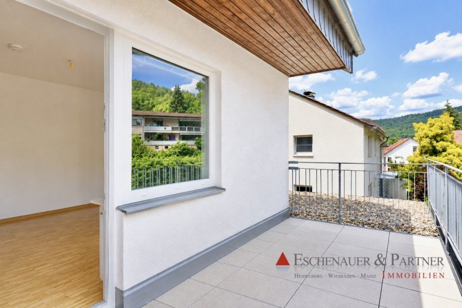 Balkon Stra�enseite Etagenwohnung Neckargem�nd