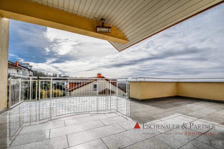 Dachterrasse Dachgeschosswohnung Nu�loch