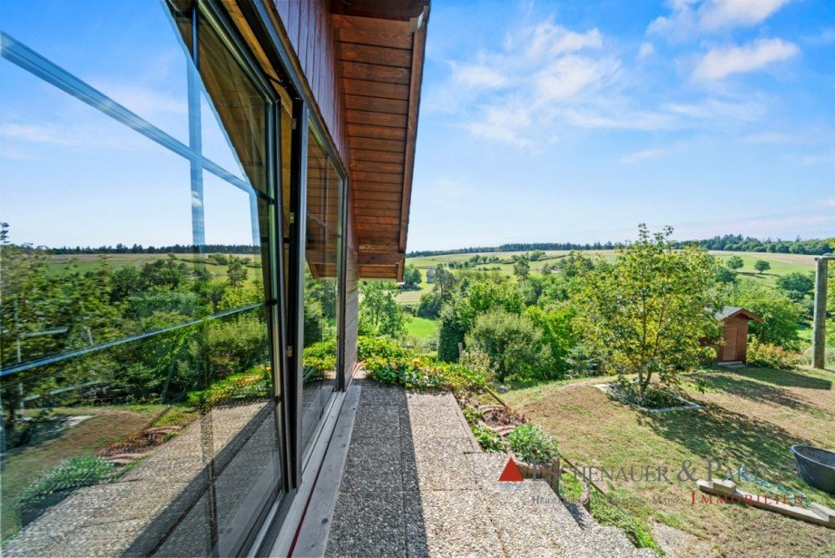 Ausblick Zweifamilienhaus Taunusstein