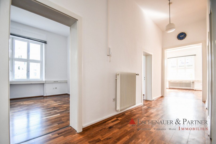 Flur B�rohaus Wiesbaden