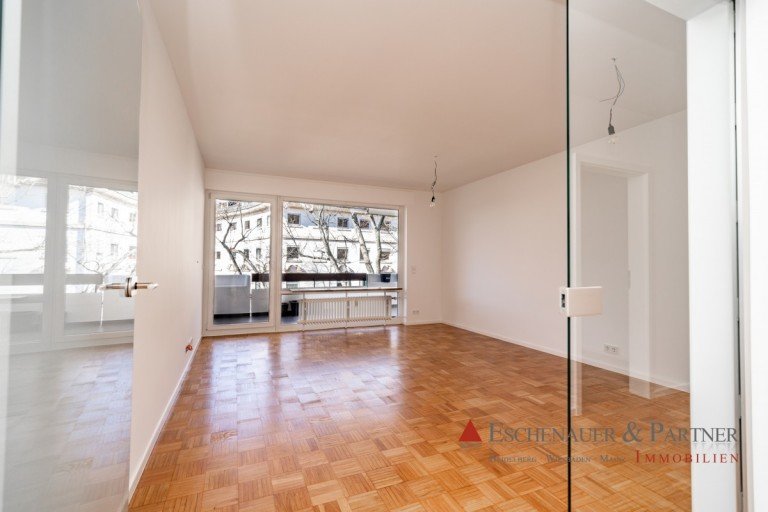 Wohnzimmer Heidelberg Etagenwohnung ERSTBEZUG NACH SANIERUNG - Schicke 4 Zimmer-Wohnung in Heidelberg-Handschuhseim