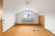 Kinderzimmer DG Gro�es Ein- Zweifamilienhaus mit traumhafter Terrasse und Aussicht in Wilhelmsfeld!