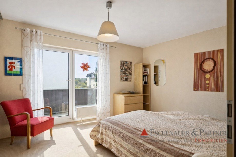 Schlafzimmer OG Reihenmittelhaus Wiesbaden / Erbenheim