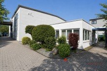 Ansicht Gepflegtes B�rogeb�ude mit Lager-/ Montagehalle im Gewerbegebiet  Petersweg  In Mainz Kastel!