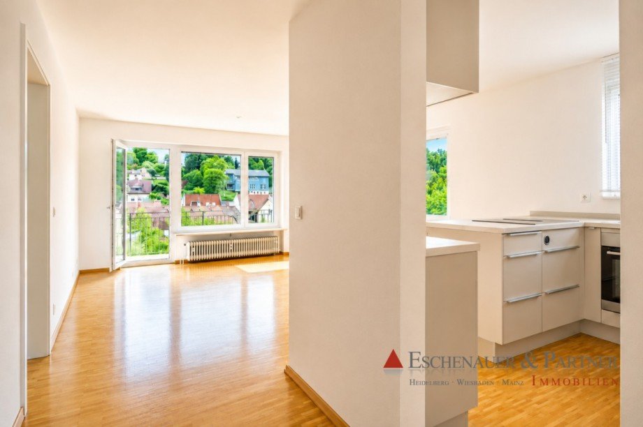 Wohn-/ Essbereich Etagenwohnung Neckargem�nd