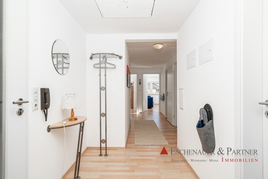 Flur DG-WHG Einfamilienhaus Sch�nbrunn