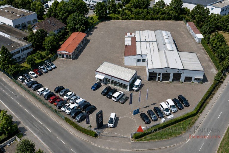 Symbolbild B�rstadt Gewerbegrundst�ck Vielseitig nutzbare Gewerbefl�che mit Ausstellungs- und Werkstattgeb�uden in bester Gewerbelage