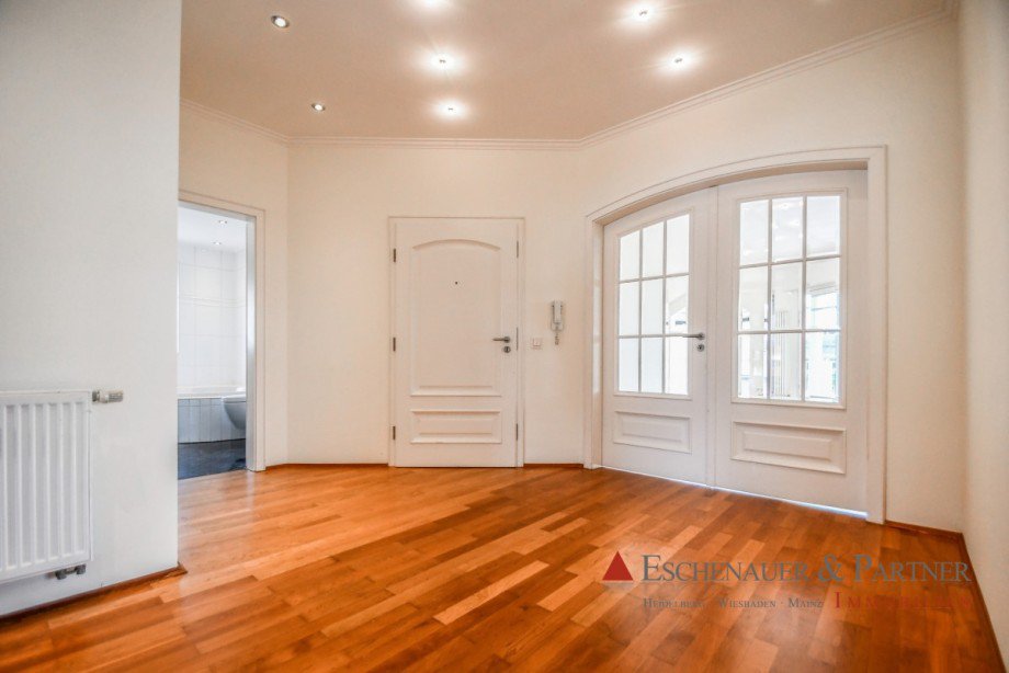 Flur Dachgeschosswohnung Nu�loch