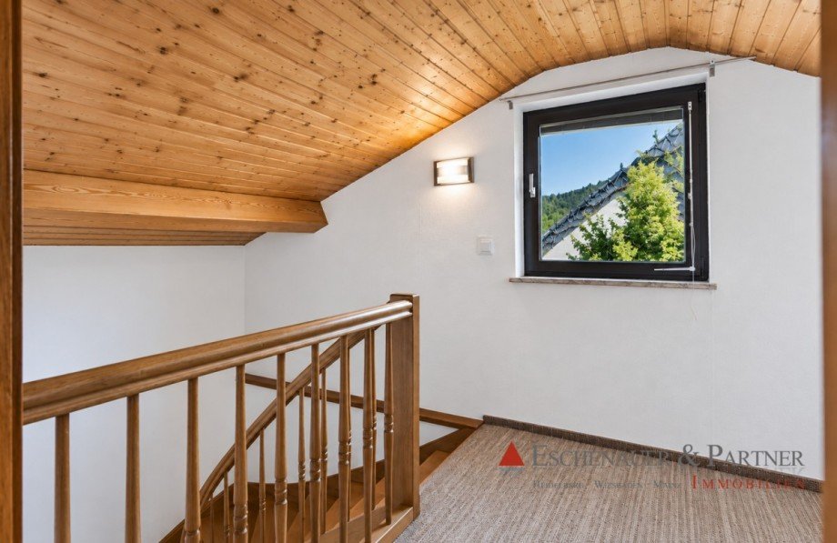 Aufgang DG Einfamilienhaus Eberbach