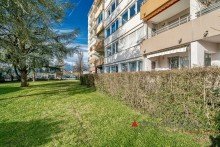 Gartenansicht WOHNUNG MIT VIEL POTENTIAL - Renovierungsbed�rftige 3 ZiKB mit Balkon, PKW-Stellplatz und Aufzug
