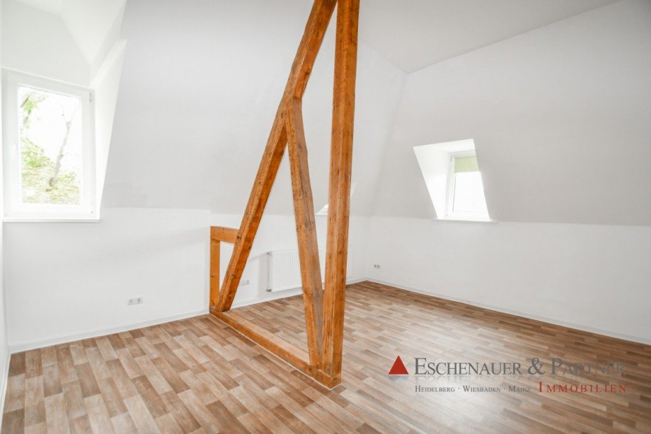 Schlafen 2 Dachgeschosswohnung Wiesbaden