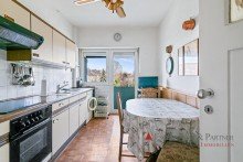 K�che (2. OG rechts) Gepflegtes Mehrfamilienhaus mit freundlicher und selbstst�ndiger Mieterstruktur
