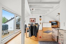 Wohn-/ Essbereich Helle Dachgeschosswohnung mit Einbauk�che und Tageslichtbad in ruhiger Wohnlage von Dossenheim