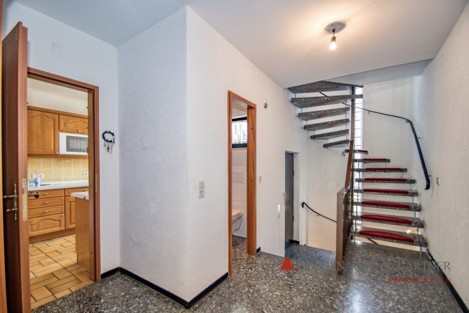 Flur EG Reihenmittelhaus Mainz