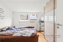 Schlafzimmer Helle Dachgeschosswohnung mit Einbauk�che und Tageslichtbad in ruhiger Wohnlage von Dossenheim