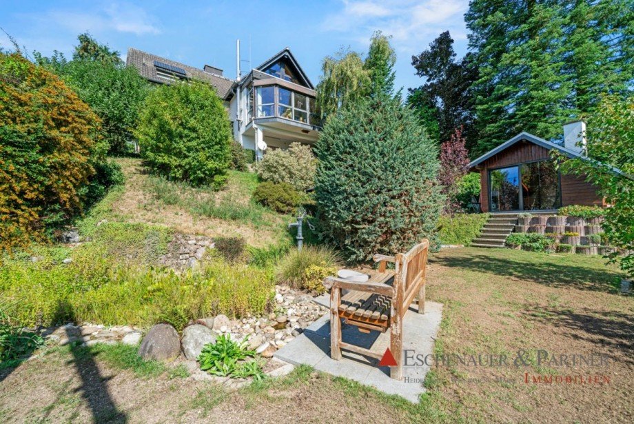Garten Zweifamilienhaus Taunusstein