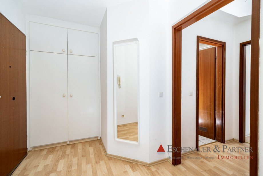 Flur Etagenwohnung Neckargem�nd