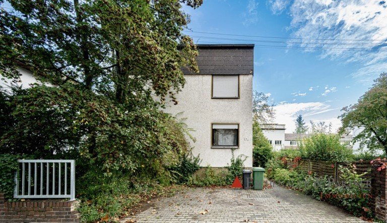  Schwetzingen Einfamilienhaus PROJEKT WOHNTRAUM - Stark sanierungsbed�rftiges Ein-/ Zweifamilienhaus mit Ausbaupotential
