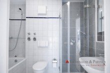 Badezimmer Stilvoll wohnen im Gr�nen - charmante Splitlevelwohnung mit Wintergarten