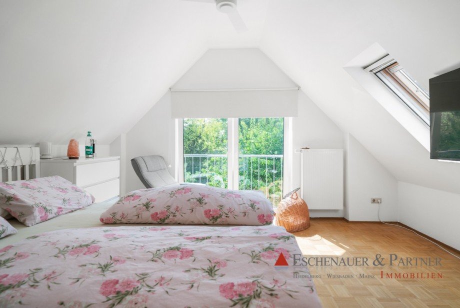 Schlafzimmer Hinterhaus Einfamilienhaus Wiesbaden / Schierstein