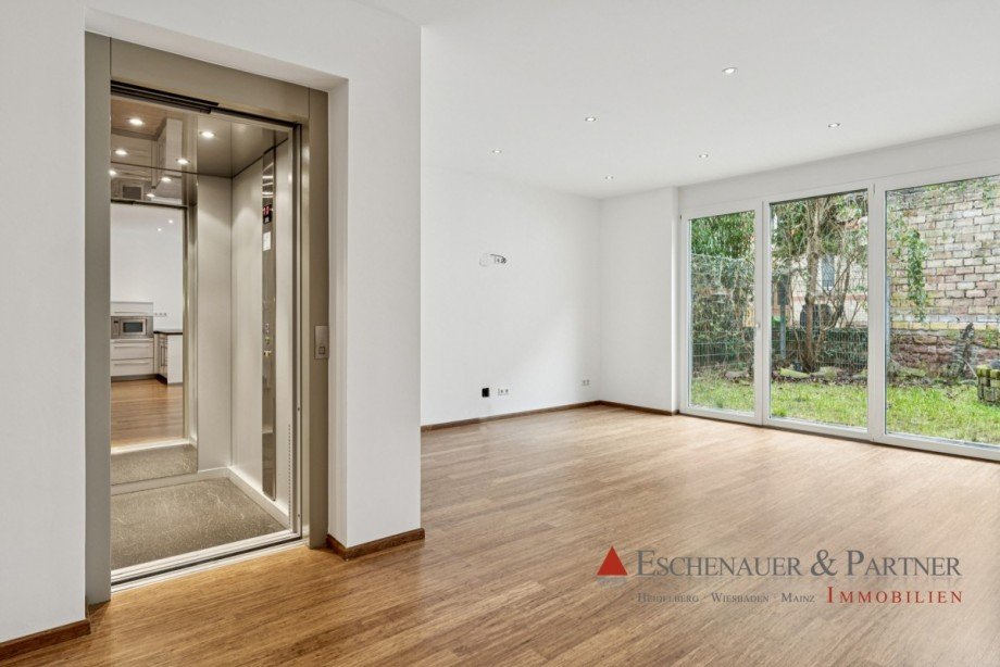 Aufzug vom EG zum OG Maisonettewohnung Heidelberg