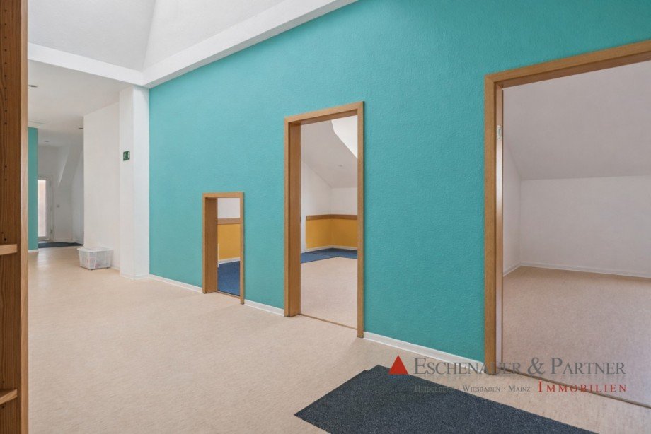 Flur B�rohaus Eberbach