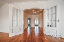 Fl�gelt�r �BER DEN D�CHERN VON NU�LOCH - Gro�e Dachgeschosswohnung mit  toller Dachterrasse