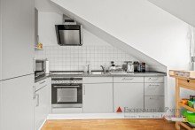 K�che Helle Dachgeschosswohnung mit Einbauk�che und Tageslichtbad in ruhiger Wohnlage von Dossenheim
