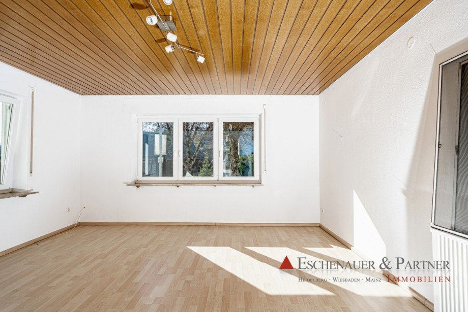 Schlafzimmer UG-WHG Einfamilienhaus Sch�nbrunn